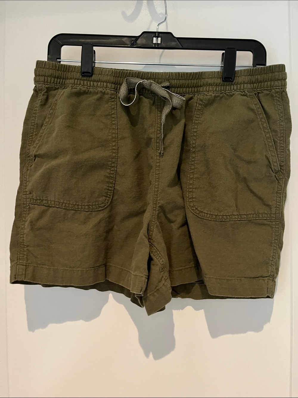 Eddie Bauer Olive Green Drawstring Linen Blend Shorts